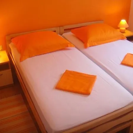 Erdgeschosswohnung Mit Viel Komfort Und Terrasse By Interhome *