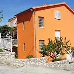 Erdgeschosswohnung Mit Viel Komfort Und Terrasse By Interhome Apartment