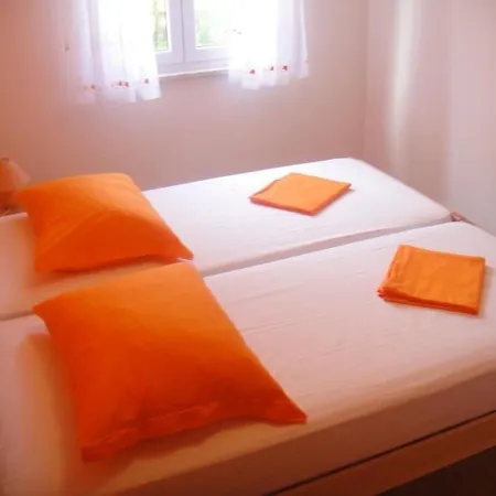 Apartman Erdgeschosswohnung Mit Viel Komfort Und Terrasse By Interhome Trogir